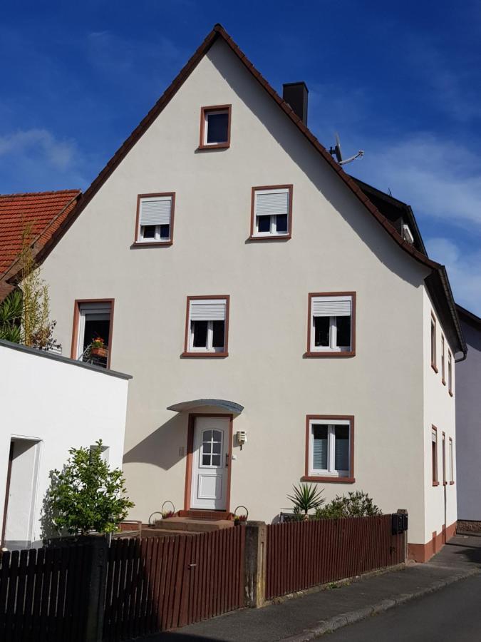 Ferienwohnung Wohnen im Springerhof Lohr Exterior foto